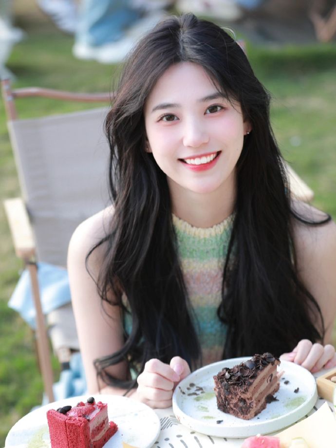 我的天才女友 封面